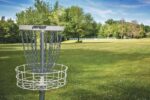 Découvrez le disque-golf gratuitement