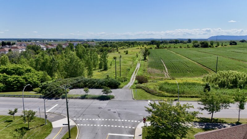 Les terres de la Métairie acquises par la Ville de Saint-Hyacinthe se situent sur la rue des Seigneurs Ouest à l’extrémité de l’avenue Bourdages Sud. Photothèque | Le Courrier ©