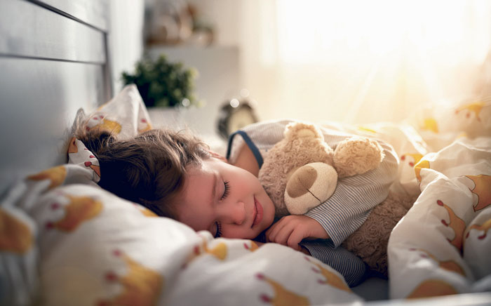 « Quelle durée de sommeil est requise 
pour mon enfant? »