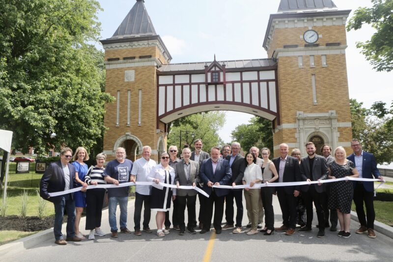 La Porte des anciens maires a été inaugurée en grande pompe le 17 juin. Photothèque | Le Courrier ©