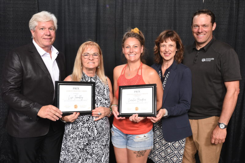 André Beaudet, président de la vie associative et membre du conseil d’administration de la Société d’agriculture de Rouville; Lise Tremblay, lauréate du prix Agricultrice de l’année 2025 – Montérégie Est, Caroline Brodeur, lauréate du prix Coup de cœur Relève féminine 2025 – Montérégie Est, Michèle Laberge, présidente des Agricultrices de la Montérégie Est, et Julien Pagé, 1er vice-président de la Fédération de l’UPA de la Montérégie. Photo gracieuseté
